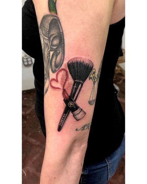 Makeup Tattoo Ideas Girly, Makeup Tattoo Ideas, Makeup Artist Tattoo, 4 Piercings, E.t Tattoo, Brush Tattoo, Sims 4 Piercings, Free Hand Tattoo, Makeup Tattoo