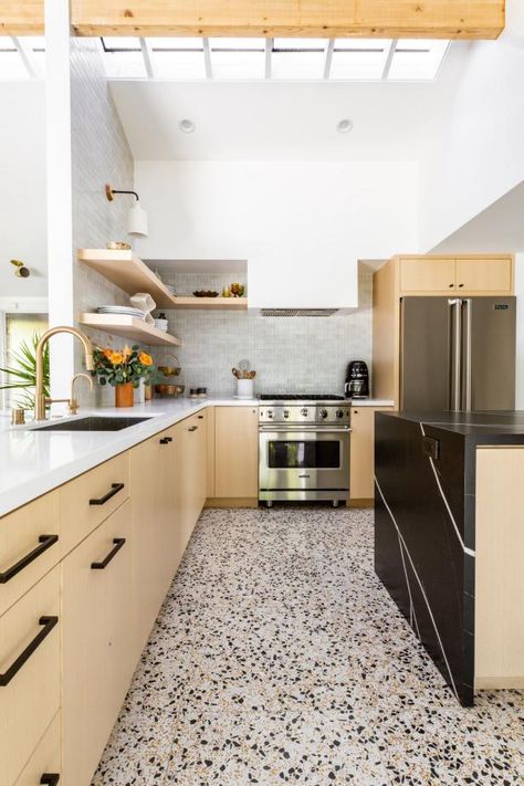 Terrazzo Flooring Kitchen Interior Design, Terrazzo Floor Kitchen, Terrazzo Flooring Kitchen, Terrazzo Kitchen Floor, Mid Century Modern Kitchen Renovation, Kitchen Terrazzo, Modern Floors, Kitchen Backplash, Kitchen Flooring Trends