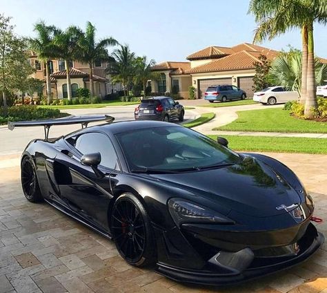 Super Sports Cars, Mclaren 570s, Mclaren Cars, High End Cars, High Performance Cars, Weird Cars, Super Luxury Cars, British Cars, Black Car