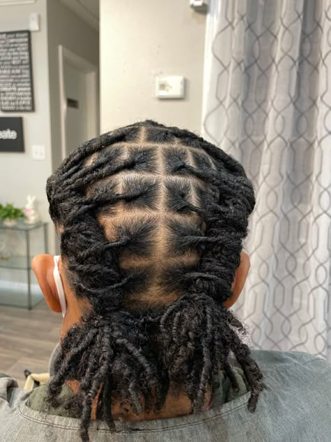 Hairstyles For Men Locs, Shoulder Length Locs Styles Men, Male Locs, Loc Hairstyles For Men, Retwist Styles, Dreads Short Hair, Loc Ideas, Short Dreadlocks Styles, Hair Twists Black