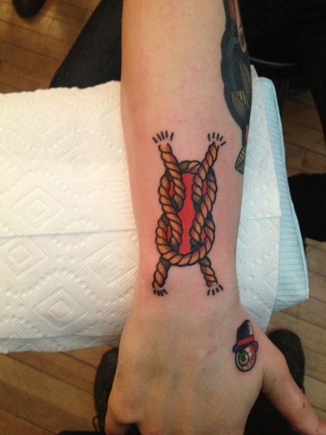 Forever Knot Tattoo, Traditional Tattoo Filler, Rope Tattoo, Like Tattoos, Tattoos Photo, Tattoo Style Art, Vintage Tattoo Art, Traditional Tattoo Old School, Traditional Style Tattoo