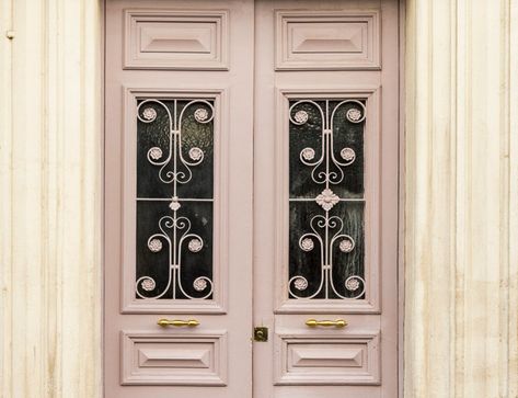 dirty pink front door with chalky limestone Brown Shutters, Pink Front Door, Dusky Pink, Colour Combinations, In My Head, Pink Brown, Shutters, Dusty Rose, The Dream