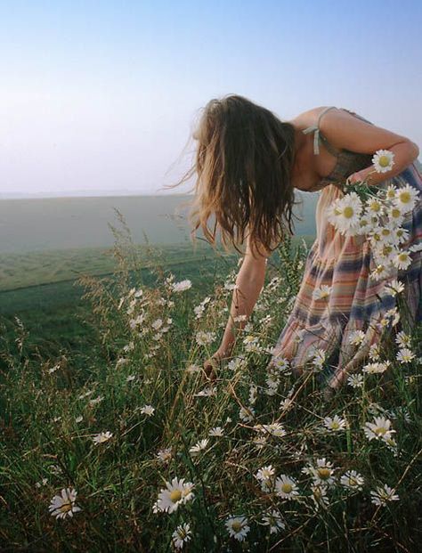 Festival Inspiration Field Of Dreams, The Meadows, The Grass, Flower Child, Larp, Life Is Beautiful, Picture Perfect, Flower Power, Photography Inspiration