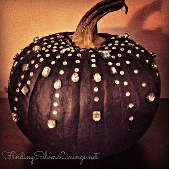 Halloween Glamour, Easy Halloween Decor, Rhinestone Ideas, Pumpkin Painting Party, Autumn Projects, Moms 60th, Rhinestone Halloween, Happy Haunting, Dark Halloween