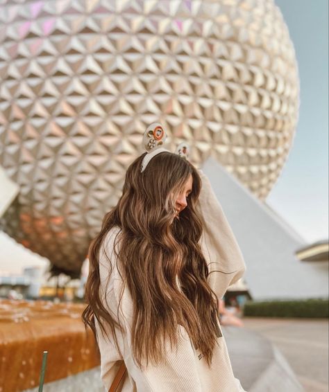 Epcot Picture Ideas, Epcot Photo Ideas, Disney Instagram Pictures, Disney World Pictures Ideas, Disney Poses, Disney Picture Ideas, Disney Trip Outfits, Disney Parque, Disney Photo Ideas