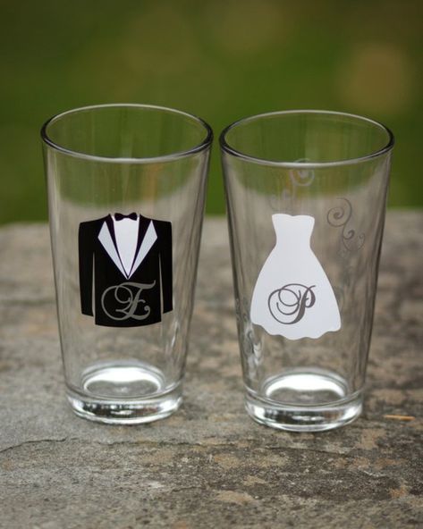 2 Personalized Bride and Groom pint glasses, engagement shower gift. Dress and tux, Bride and Groom Personalized Decanter, Glass Whiskey Decanter, Game Of Thrones Gifts, Whiskey Glasses Set, Groomsmen Gift Box, Whiskey Decanter Set, Wedding Bachelorette Party, Whiskey Gifts, Engaged Couple