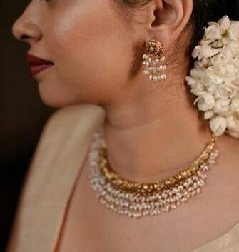 Kante With Guttapusalu, Polka Jewellery Indian, Pearl Jewellery Indian, Neck Jwellary Design, Simple Guttapusalu Necklace, Indian Beaded Jewelry, Small Pearls Indian Jewellery, Pearl Indian Jewellery, Nakshi Earrings Gold