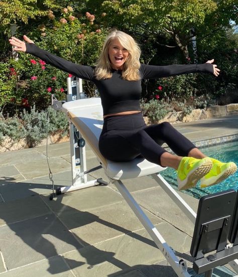 christie-brinkley-poolside Christy Brinkley, Christie Brinkley Style, Rainbow Diet, Workout Photos, Toned Legs, Christie Brinkley, Leg Lifts, Leg Press, Latest Instagram