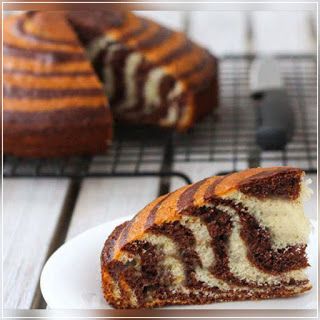 Mapishi Jifunze: ZEBRA CAKE RECIPE Zebra Cake Recipe, Bakery Goodies, Zebra Cakes, Easy Vanilla Cake, Moist Cake Recipe, Easy Vanilla Cake Recipe, Baking Photography, Marble Cake Recipes, African Foods