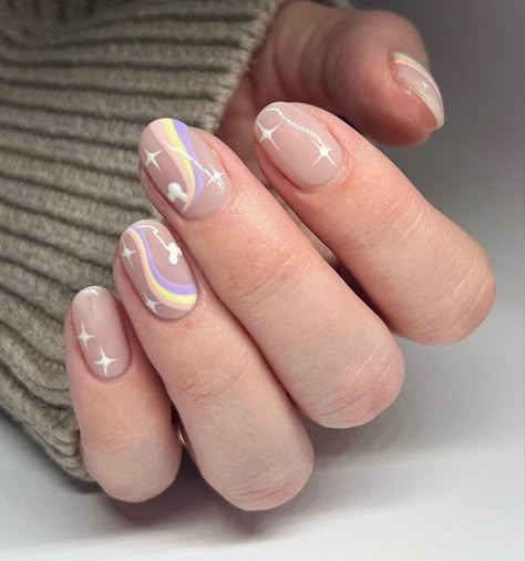 Short Nails Disney Design, Disney Gel Manicure Ideas, Simple Disney Nails Short Gel, Colorful Mickey Nails, Disney World Nail Art, Run Disney Nails, Disney Nails Inspiration, Disney Flower Nails, Disneyland Manicure