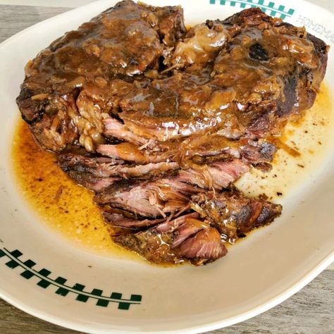 This easy, moist slow cooker roast beef without vegetables simmers in a flavorful gravy-like sauce that's perfect for serving on top, and with any side dish you choose. Roast In Slow Cooker, Rosemary Lamb, Lamb Shoulder Chops, Slow Cooker Roast Beef, Slow Roast Lamb, Food Photography Tutorial, Braised Lamb, Lamb Shoulder, Slow Cooker Roast