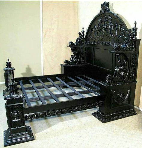 Beautiful Gothic Baroque King Bed Frame..  Who would love to have this in their bedroom? Goth Houses, Gothic Decor Bedroom, Gothic Room, Gothic Bedroom, Romantic Bed, Gothic Furniture, Dark Home Decor, Horror Decor, Goth Home