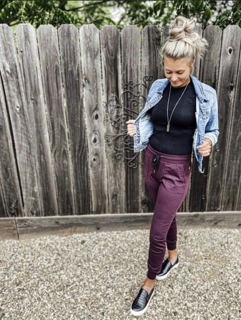 Ziya Activewear Outfits Joggers, Zyia Joggers Outfit Dressy, Teacher Joggers Outfit, Zyia Work Outfits, Purple Joggers Outfit Women, Busy Mom Outfits Summer, Plum Joggers Outfit, Zyia Activewear Outfits For Work, Zyia Joggers Outfit