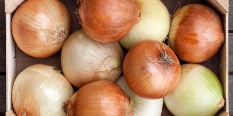 The Easiest Way to Make Onions Taste Better Onion Substitute, Skillet Pork Chops, Drop Biscuits, Chicken Sweet Potato, Ingredient Substitutions, Minced Onion, French Onion Soup, Fresh Salads, Fresh Lime