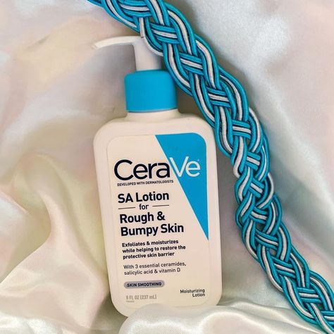 Ash ♡ | Beauty Enthusiast on Instagram: “Cerave SA Lotion for Rough & Bumpy Skin 💙 🔷Exfoliates and moisturizes while helping to restore the protective skin barrier 🔷Contains…” Cerave Sa Lotion For Rough & Bumpy Skin, Cerave Sa Lotion, Cera Ve, Salicylic Acid Cleanser, Rough Bumpy Skin, Bumpy Skin, Vitamins For Skin, Unclog Pores, Lactic Acid