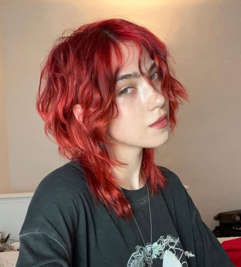 Vampire Hair, Bleached Hair Men, Androgynous Haircut, Short Dyed Hair, Loose Curly Hair, Poofy Hair, Red Hair Inspo, Long Red Hair, Punk Hair