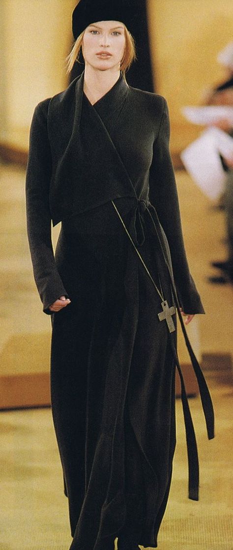 Meghan Douglas, Donna Karan Dress, 1990 Style, Dkny Dress, 90s Model, 90's Fashion, 1990s Fashion, 90s Dress, Donna Karan