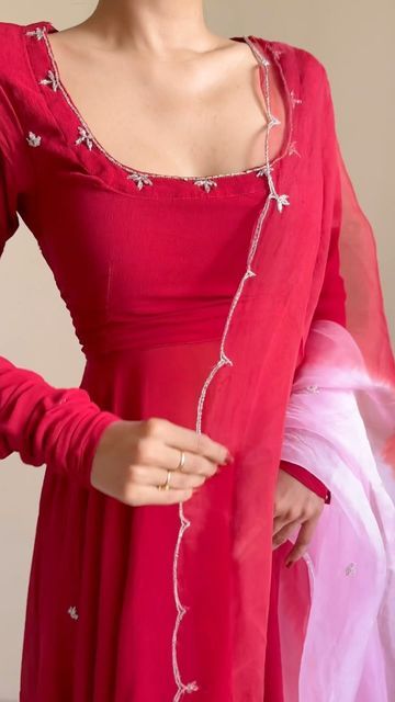 Backless Anarkali, Red Anarkali, Diamond Wallpaper, Outfit Red, Cute Fit, Anarkali Suits, December 12, Indian Outfit, Ethnic Wear