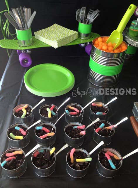 Teenage Mutant Ninja Turtle Party- this woman is crazy creative, awesome ideas even if you only use a few of them! Party Games For Teenagers, Hens Night Ideas, Teenage Mutant Ninja Turtle Party, Games For Teenagers, Mutant Ninja Turtles Party, Turtle Birthday Parties, Tmnt Birthday, Ninja Turtles Birthday Party, Tmnt Party