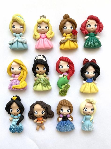 Polymer Clay Princess, Polymer Clay Disney, Crea Fimo, Tanah Liat, Polymer Clay Christmas, Polymer Clay Jewelry Diy, Fondant Figures, Cute Polymer Clay, Polymer Clay Dolls