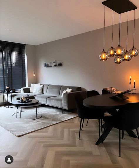 Modern Apartment Living Room, Black Dining, Apartment Living Room Design, Living Room Decor Curtains, Home Design Living Room, Apartment Decor Inspiration, Decor Home Living Room, Living Room Decor Apartment, Apartment Living Room