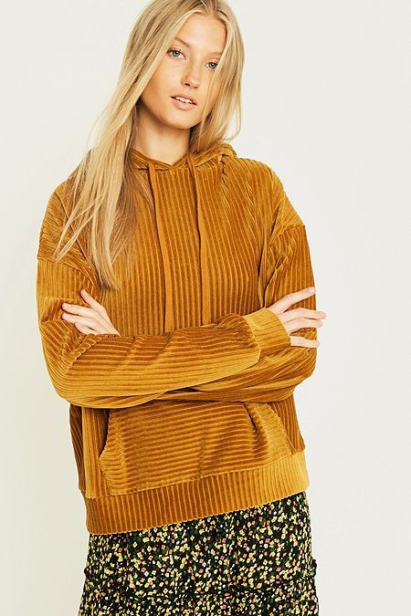 UO Oversized Corduroy Hoodie Velvet Tops Outfit, Corduroy Outfit, Suit Socks, Corduroy Hoodie, Fashion Design Classes, Wide Wale Corduroy, Branded Outfits, Corduroy Coat, Junior Fashion