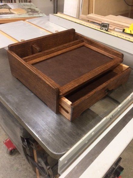 Mens Valet Box Wood, Diy Valet Tray, Mens Valet, Valet Tray, Watch Boxes, Tray Diy, Diy Furniture Easy, Wood Ideas, Wood Work