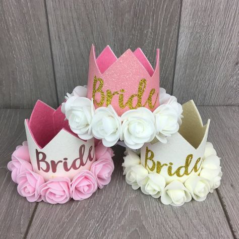 Bachelorette Party Decorations Hotel, Classy Bachelorette Party Decorations, Classy Bachelorette, Bachelorette Party Decoration, Bride To Be Decorations, Classy Bachelorette Party, Crown Bride, Party Decoration Ideas, Bridal Shower Planning