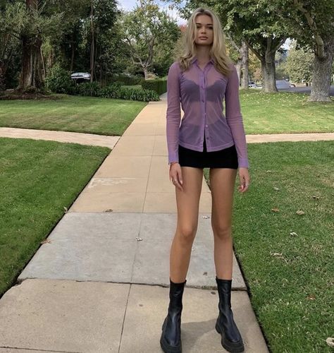 long sleeve purple mesh see through top with black mini skirt and black boots #black #shoes #outfits #fashion #face Mode Inspo, Black Mini Skirt, Mode Vintage, Mode Inspiration, Fashion Killa, Look Cool, Look Fashion, Everyday Outfits, Aesthetic Clothes