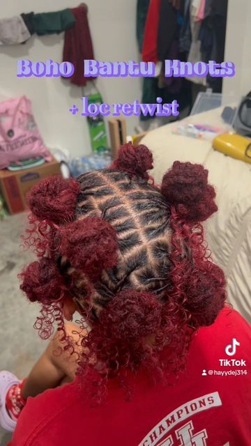 Dejah Hayes on Instagram: "I had so much fun doin’ these BOHO BANTU KNOTS on my beautiful client @jorslocs 😍🔥 she’s going to see Yonće this weekend, so what better style for it?? Have a concert, party, or special occasion coming up? Come to me ladies I got you covered! 🥰 Book the look and follow @dejthehairgoddess for more 💜#beyonceconcerthairstyle #bantuknotsonlocs #locbantuknots #bohobantuknots #dejthehairgoddess #girlylocstyles #houstonnaturalhair #houstonlocstylist #houstonlocswomanwithl Loc Hairstyles Short Locs, Boho Bantu Knots, Bantu Knot Loc Styles, Loc Bantu Knot Styles, Bantu Knots Locs Hairstyles, Bantu Knots With Locs, Bantu Locs, Down Loc Styles For Women, Bantu Knots Locs