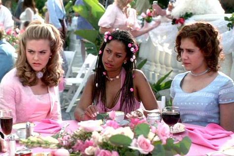 Clueless Hairstyles, Pineapple Haircut, 00s Hairstyles, 00s Makeup, Y2k Wedding, Tv Clothes, Clueless Fashion, Are You Not Entertained, Always A Bridesmaid