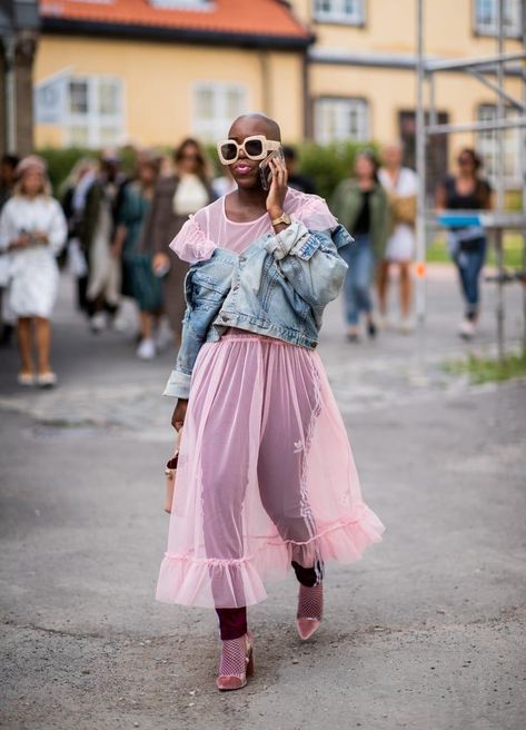 Layer Up a Sheer Dress For Daytime Denim Fashion Week Street Style, Dressy Street Style, Tulle Street Style, Oslo Street Style, Tulle Runway, Skirt Over Pants, Tulle Fashion, Haute Couture Style, Walking Down The Street