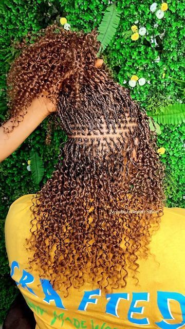 Micro Spring Twist Braids, Braids With Spring Twist Hair, Micro Spring Twist, Spring Twist Braids, Beautiful Cornrows, Micro Braids Styles, Wavy Hair With Braid, Short Hair Twist Styles, Micro Braids Hairstyles