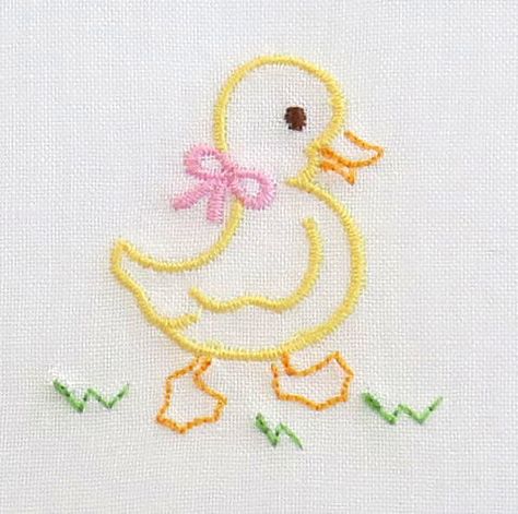 Little Outline Duck - 2 Sizes! Hand Embroidery Outline Designs, Duck Hand Embroidery, Embroidery Duck Patterns, Kids Embroidery Ideas, Duck Embroidery Design, Embroidery Outline Designs, Baby Embroidery Ideas, Baby Embroidery Patterns, Kids Embroidery Designs