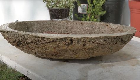 How to Make a Sustainable Hypertufa Container - FineGardening Hypertufa Molds, Hypertufa Pots, Hyper Tufa, Hypertufa Planters, Hypertufa Projects, Fine Gardening Magazine, Cement Projects, Concrete Diy Projects, Concrete Ideas