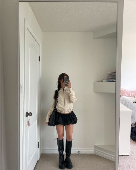 Bubble skirt 10 ways 🫧 Bubble Skirt Winter Outfit, Bubble Skirt Outfit Ideas, White Bubble Skirt Outfit, Black Bubble Skirt Outfit, Bubble Skirt Outfit, Cloth Inspiration, Euro Winter, Bubble Skirts, Nye Outfits