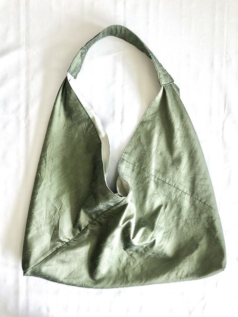 Slouchy Bag Pattern Sewing, Japanese Bag Pattern, Big Bag Pattern, Origami Tote Bag, Japanese Tote Bag, Shopping Bag Design, Hobo Bag Patterns, Homemade Bags, Homemade Things