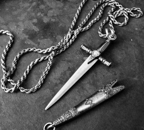 Silver Knife Jewelry, Rosaria Cosplay, Hidden Knives, Empress Eugenie, Fishers Indiana, Dagger Necklace, Grunge Accessories, Silver Dragon Necklace, Dark Jewelry