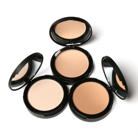 THE BEST FACE POWDER YOU SHOULD USE AFTER FOUNDATION Compact Powder Makeup, Light Skin Makeup, Powder Face, Powder Contour, Whitening Face, Makeup Removal, Compact Powder, Estee Lauder Double Wear, Contour Palette