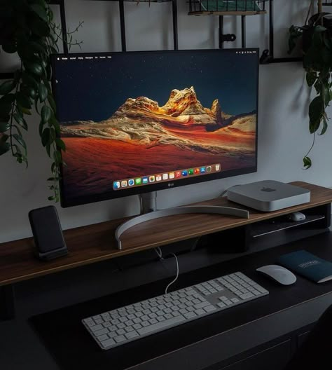 Mac Mini Set Up, Mac Mini Desk Setup Aesthetic, Mac Mini Desk Setup, Mac Mini Setup, Apple Setup, Small Room Interior, Mac Setup, Apple Mac Mini, Music Studio Room