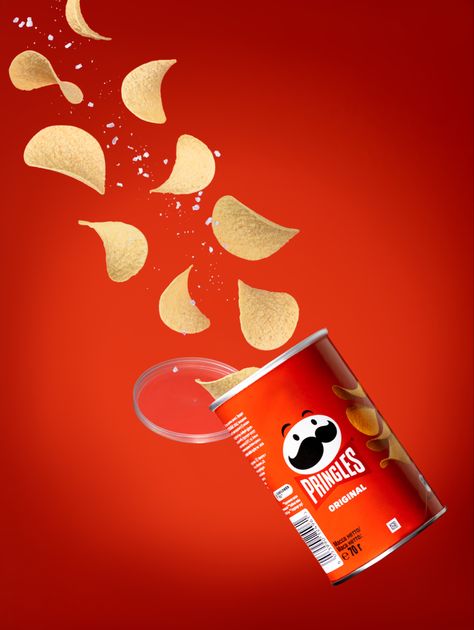 Pringles Advertising, Pringles Photography, Pringles Aesthetic, Pringles Logo, Eyelash Logo, Food Photoshoot, Shadow Photography, Creative Posters, Food Poster