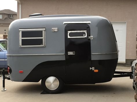 Fiberglass RV - tnt65's Album: 1975 Boler Rebuild - Picture Painting Fiberglass Camper, Boler Camper, Vintage Camper Paint, Vintage Camper Exterior Paint, Restored Camper Trailer, Scamp Camper, Retro Camper Paint Job, Trillium Trailer, Boler Trailer