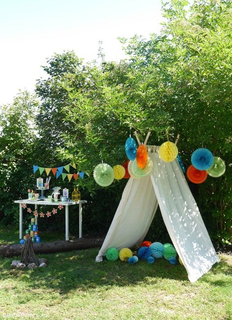 Camping Party Ideas, Summer Backyard Parties, Backyard Campout, 4de Verjaardag, Backyard Party Decorations, Backyard Birthday Parties, Fun Outdoor Games, Backyard Birthday, Camping Parties