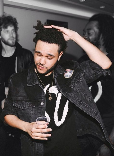 X❤️O I <3 The Weeknd Pfp, The Weeknd Cute Pics, Music The Weeknd, The Weeknd Cool Photos, The Weeknd Wallpaper, Weeknd Tweets, Weeknd Wallpaper, The Weeknd Wallpaper Iphone, Abel Weeknd Meme