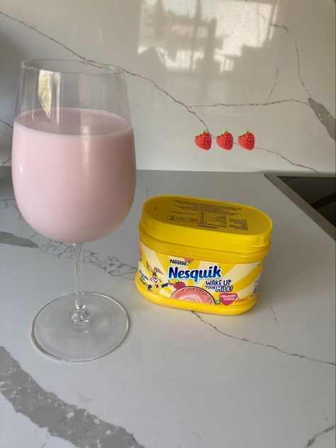 Pop a strawberry milk Strawberry Milk Nesquik, Nesquik Strawberry, Strawberry Nesquik, Quick Drinks, Pink Milk, Strawberry Milk, Milk, Fruit, Collage