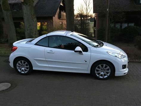 Peugeot 207 Cc, Car 2023, Peugeot 308, Pretty Cars, Citroen Ds, Car Guys, Dream Car, Peugeot 206