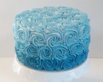 Blue And White Cake, Torte Blu, Blue Birthday Cakes, New Birthday Cake, Swirl Cake, Rosette Cake, Torte Cupcake, Gateaux Cake, Blue Cakes