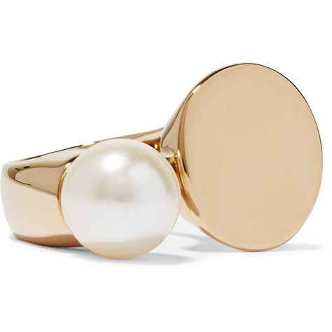 Chloé Darcy gold-tone Swarovski pearl ring (£215) ❤ liked on Polyvore featuring jewelry, rings, gold colored jewelry, chloe ring, gold tone rings, white pearl ring and pearl jewellery Statement Bangles, Chloe Jewelry, Chloe Ring, Rings Pearl, White Pearl Ring, Flower Shoes, Accessories Style, Jewelry Pearl, Pearl Jewellery