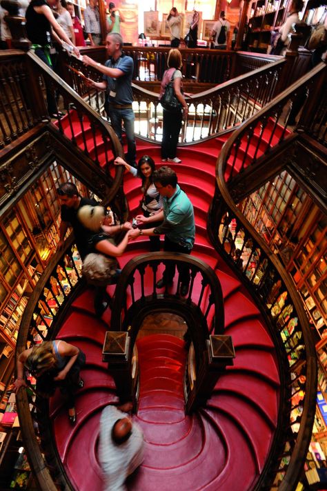 Livraria Lello, Escalier Design, Jewel Of The Seas, Douro Valley, Stairway To Heaven, Day Book, Porto Portugal, Short Break, Travel Writer