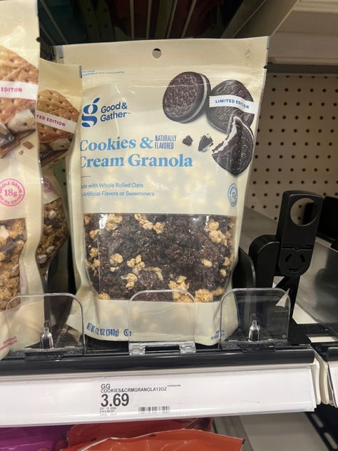 Walmart Food Finds, Healthy Snacks Grocery Store, Healthy Store Snacks, Healthy Snacks Store Bought, Good Snacks To Buy, Grocery Store Snacks, Target Snacks, Grocery Snacks, Snacks To Buy